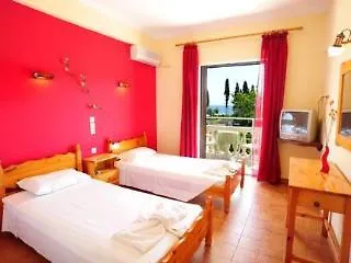アパートホテル Corfu Sun Pool Side 3*