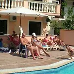 Corfu Sun Pool Side Apartmanhotel Benícesz