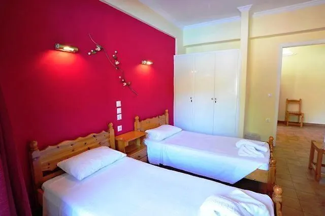 Corfu Sun Pool Side Бенитсес