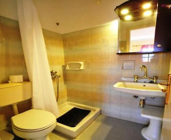 Corfu Sun Pool Side Апарт-отель Бенитсес