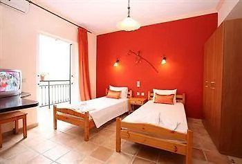 Corfu Sun Pool Side بينيتسيس